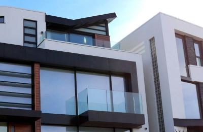 Rustomjee Evershine Global City